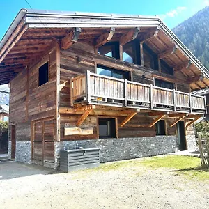 Le Petit Nicolas, Jacuzzi, Vue Mont Blanc Chalet